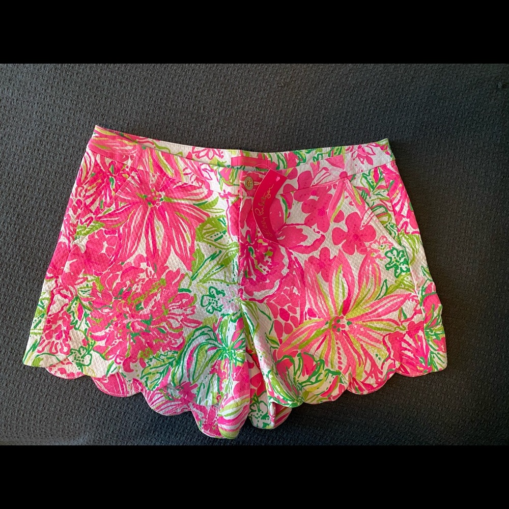 Lilly Pulitzer Buttercup Stretch Short Sz 14